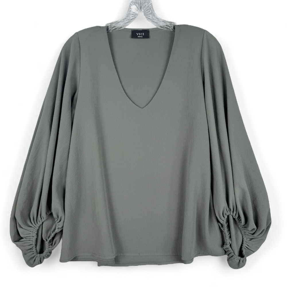 Vici Womens Gray Blouse Top Size Small Long Balloon Sleeve, V-neck